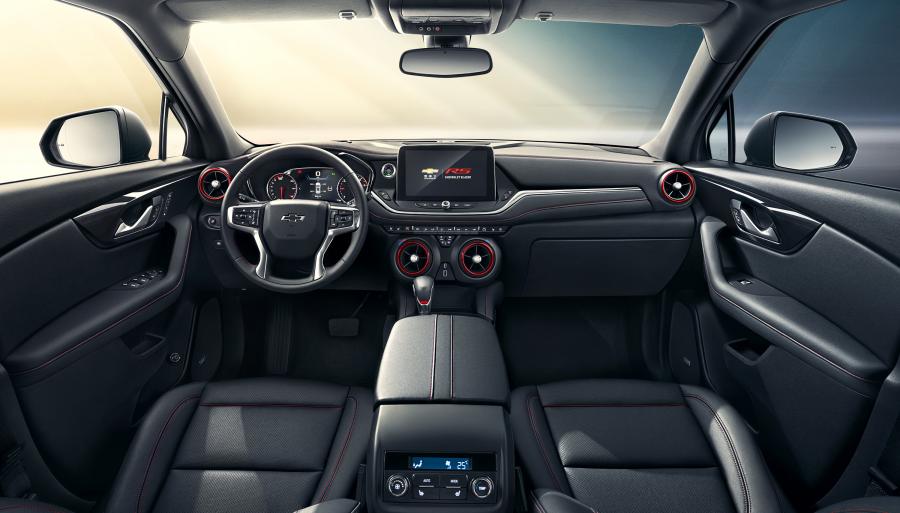 Торпедо Chevrolet Blazer RS 2019 года  (CN) (фото 5 из 10)
